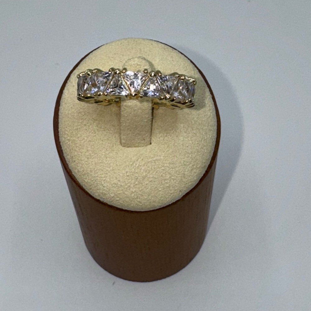 18k 6ct Trillion Eternity Band - Picture 5 of 10